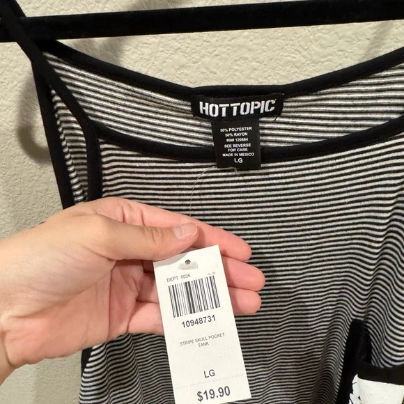 NWT Hot Topic Stripe Tank - Picture 5 of 5